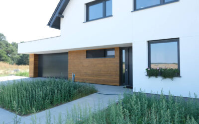 Okna do łazienki – jakie wybrać? Prywatność, wentylacja i wilgoć